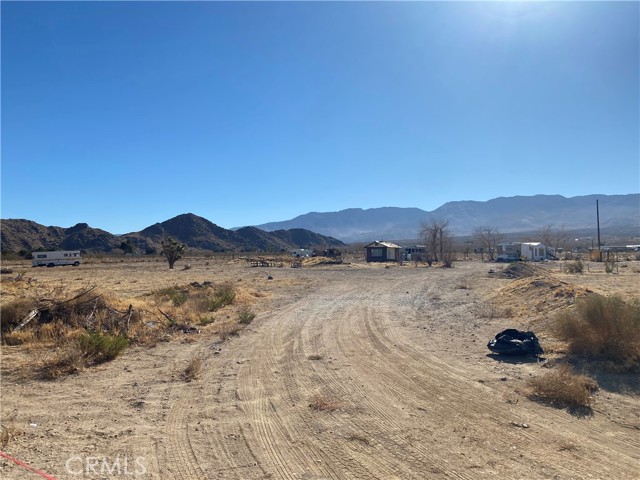 Detail Gallery Image 7 of 10 For 9353 Cody Rd, Lucerne Valley,  CA 92356 - – Beds | – Baths