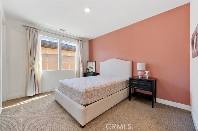 Detail Gallery Image 46 of 53 For 94 Swift, Irvine,  CA 92618 - 4 Beds | 4/1 Baths