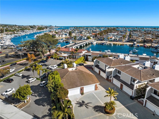 Detail Gallery Image 55 of 73 For 1030 Bayside #702,  Newport Beach,  CA 92660 - 2 Beds | 2 Baths