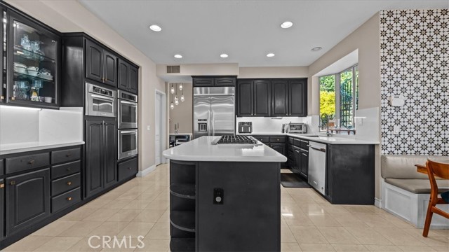 Image 17 of 62 For 2162 Euclid Avenue