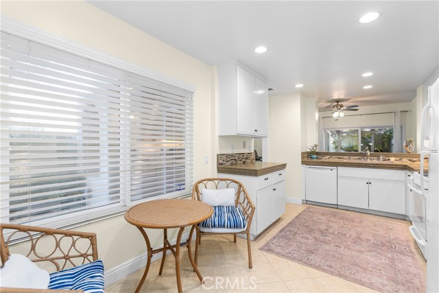 Detail Gallery Image 11 of 25 For 134 Encantado, Rancho Santa Margarita,  CA 92688 - 3 Beds | 2/1 Baths