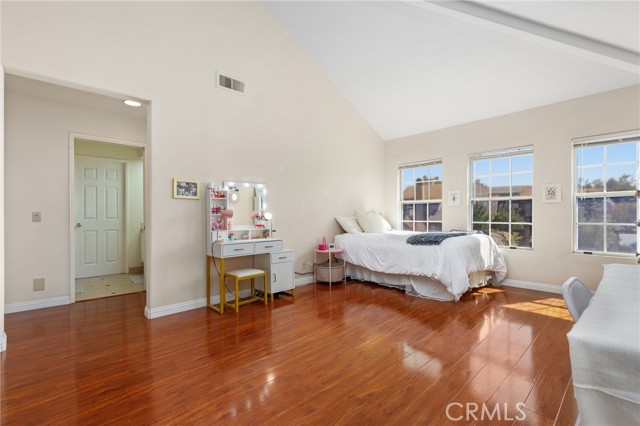 61 Summitcrest, Rancho Santa Margarita CA: https://media.crmls.org/medias/b7239a4b-67e7-4c3d-b6ce-783cac7859e1.jpg
