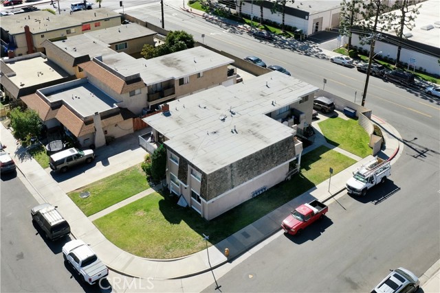 17441 Dairyview Circle, Huntington Beach CA: https://media.crmls.org/medias/b723a42c-15e4-4c0d-b721-880ff8d7f623.jpg