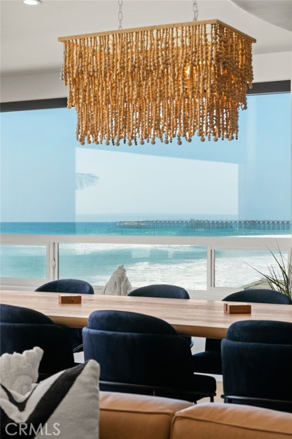 Detail Gallery Image 7 of 67 For 516 S S the Strand, Oceanside,  CA 92054 - 8 Beds | 9 Baths