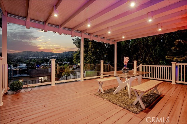 Detail Gallery Image 39 of 52 For 1440 Holbrook St, Eagle Rock,  CA 90041 - 3 Beds | 3/1 Baths