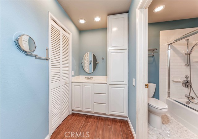 9622 Caithness Drive, Huntington Beach CA: https://media.crmls.org/medias/b728b109-c299-47ac-9027-5d9d0cc99bc8.jpg