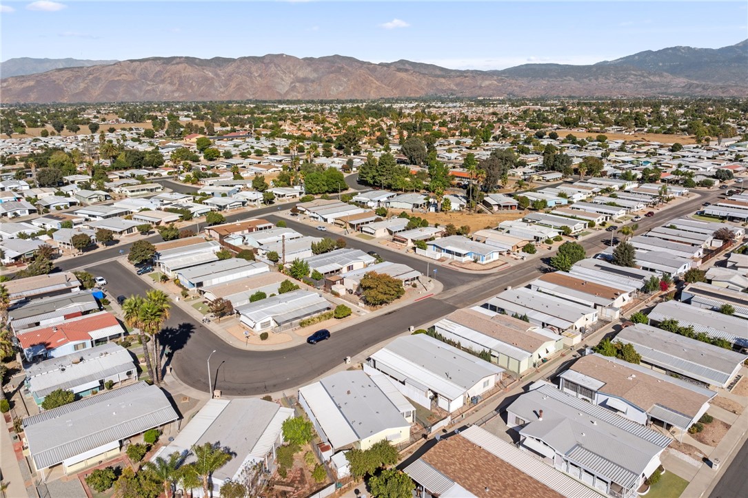 Detail Gallery Image 39 of 43 For 1595 Cordova Dr, Hemet,  CA 92543 - 2 Beds | 2 Baths