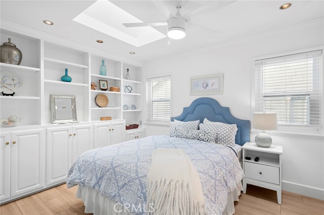 Detail Gallery Image 17 of 40 For 117 Amethyst Ave, Newport Beach,  CA 92662 - 3 Beds | 2 Baths