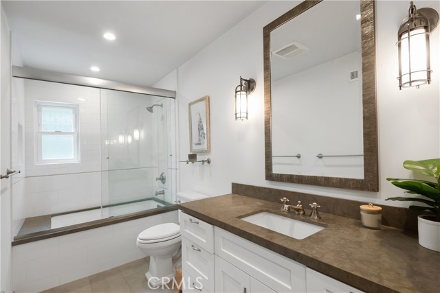 2105 N. Meadows Ave, Manhattan Beach, California 90266, 4 Bedrooms Bedrooms, ,3 BathroomsBathrooms,Residential,Sold,N. Meadows Ave,SB22064720