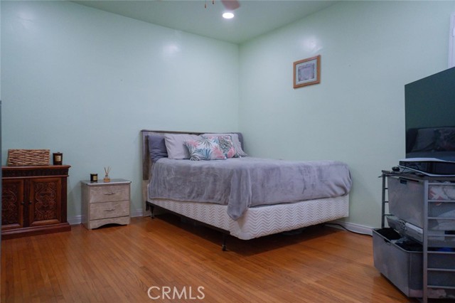3815 Welland Avenue, Los Angeles CA: https://media.crmls.org/medias/b72a543d-fa5b-448a-84c5-6e707ce23722.jpg