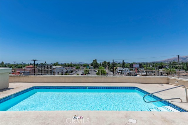 16940 Chatsworth Street, Granada Hills CA: https://media.crmls.org/medias/b72bbb8c-a864-4df2-a752-84865178289f.jpg