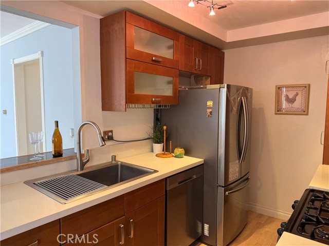 514 .5 Marigold Ave, Corona del Mar CA: https://media.crmls.org/medias/b72bc344-cc5d-465f-aea6-9973dd4ee8a7.jpg
