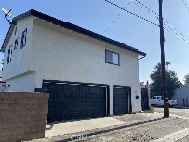 Detail Gallery Image 1 of 10 For 8659 Shirley Ave, Northridge,  CA 91324 - 2 Beds | 2 Baths
