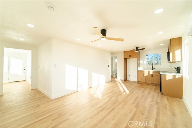 Detail Gallery Image 15 of 40 For 65125 Saturn, Joshua Tree,  CA 92252 - 2 Beds | 1 Baths