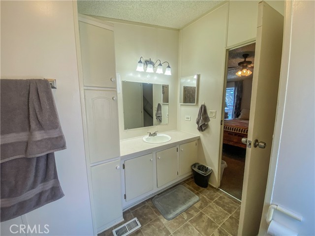 Detail Gallery Image 13 of 17 For 5800 Hamner Ave #565,  Corona,  CA 91752 - 3 Beds | 2 Baths