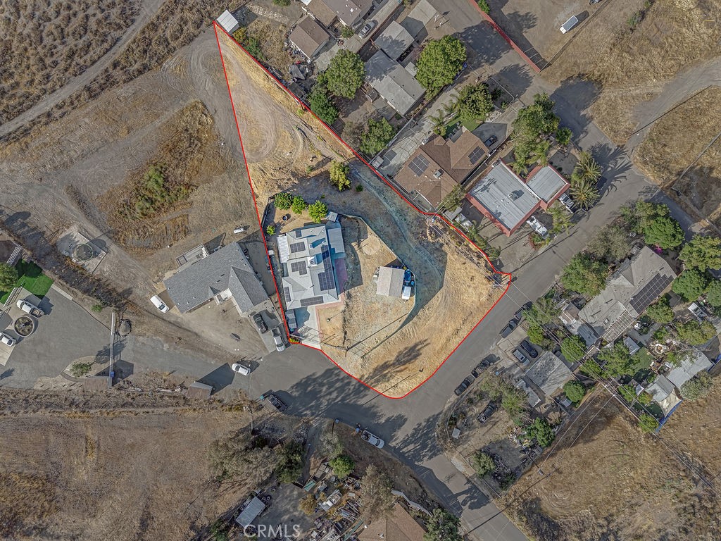 https://media.crmls.org/medias/b72c666c-f870-4641-bc35-3d599c8f4359.jpg?preset=X-Large