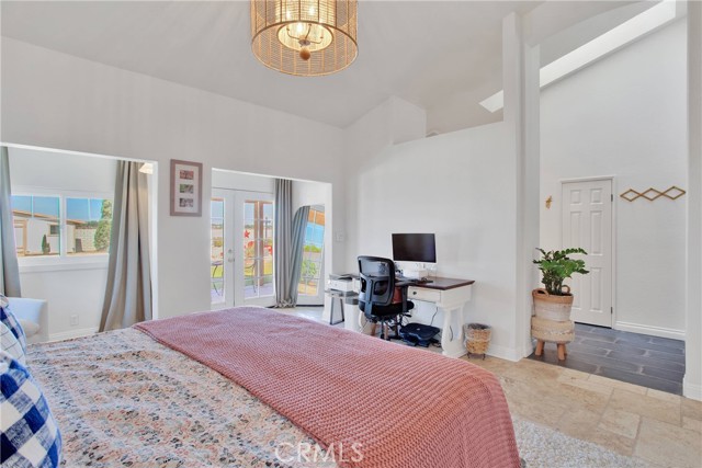 12450 Indian River Drive, Apple Valley CA: https://media.crmls.org/medias/b72ceef6-4895-4f4e-bb9e-fcfe97928140.jpg