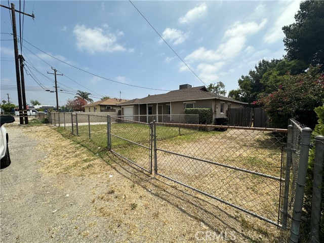 Image 2 for 15279 Orchid St, Fontana, CA 92335