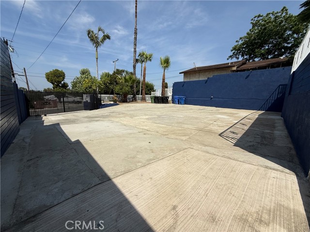 7712 Young Avenue, Rosemead CA: https://media.crmls.org/medias/b72ebcd1-dc82-42ce-b43e-6adc024fcb2f.jpg