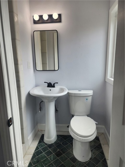 Image 11 of 13 For 7508 Pivot Street