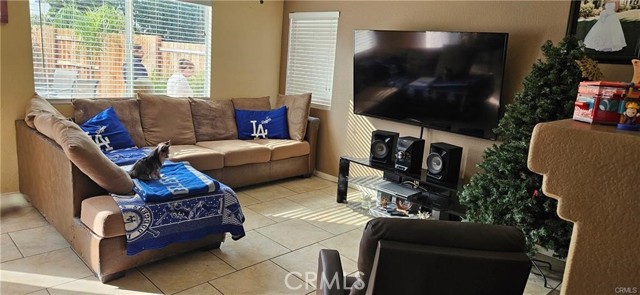 Detail Gallery Image 2 of 13 For 26461 Prairie Ln, Moreno Valley,  CA 92555 - 3 Beds | 2 Baths