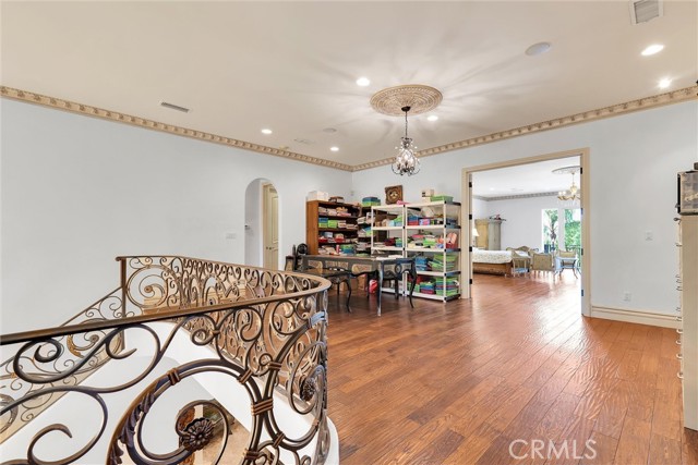 22349 Dolorosa Street, Woodland Hills CA: https://media.crmls.org/medias/b7311e08-c4a7-4ed7-bfaf-91c70abc1775.jpg
