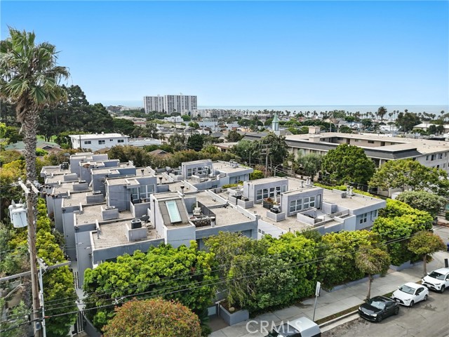 Detail Gallery Image 42 of 46 For 2203 3rd St #1,  Santa Monica,  CA 90405 - 2 Beds | 2/1 Baths