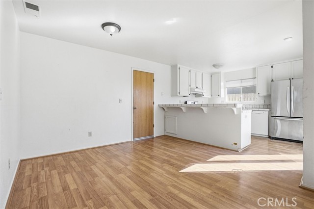 Detail Gallery Image 4 of 28 For 1847 8th, Los Osos,  CA 93402 - 3 Beds | 2 Baths