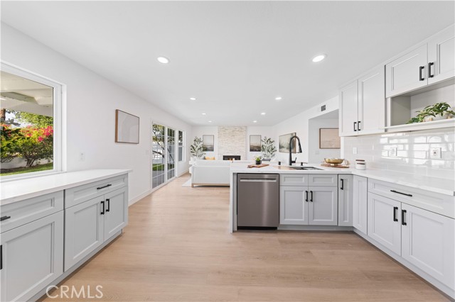 Image 9 of 53 For 25885 Astor Way