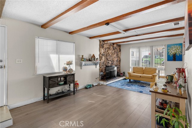 Detail Gallery Image 8 of 36 For 15510 Rose, Lake Elsinore,  CA 92530 - 3 Beds | 2 Baths