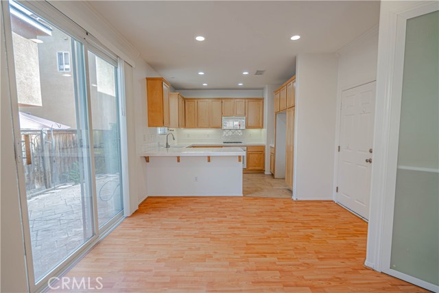 Detail Gallery Image 2 of 32 For 24502 Montevista Cir, Valencia,  CA 91354 - 3 Beds | 2/1 Baths