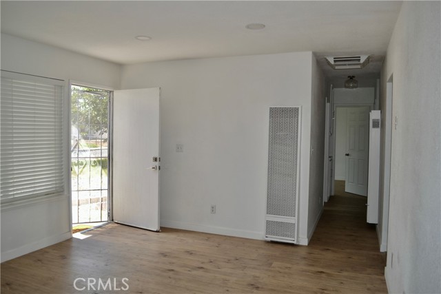 Detail Gallery Image 10 of 43 For 3727 W Avenue K11, Lancaster,  CA 93536 - 3 Beds | 1 Baths