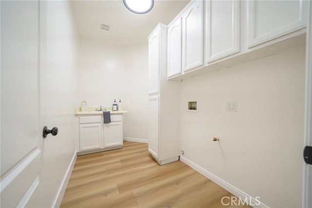 5807 Orange Place, Whittier CA: https://media.crmls.org/medias/b7362f01-ace4-4aa3-a747-cb5f4878b56b.jpg