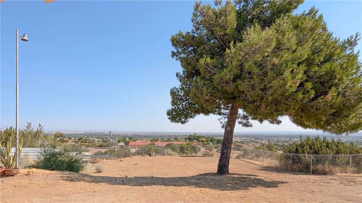 Detail Gallery Image 22 of 36 For 36042 32nd St, Palmdale,  CA 93550 - 5 Beds | 3 Baths