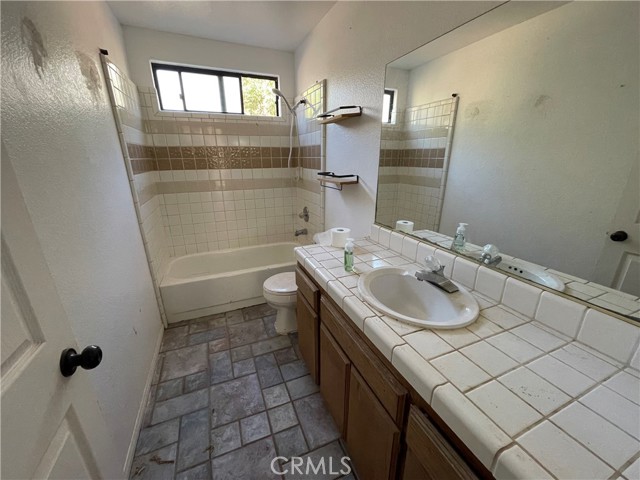 Detail Gallery Image 16 of 20 For 999 Neighborly Ln, Ramona,  CA 92065 - 3 Beds | 2 Baths