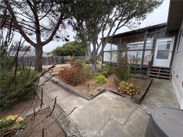 Image 22 of 36 For 640 Manzanita Drive