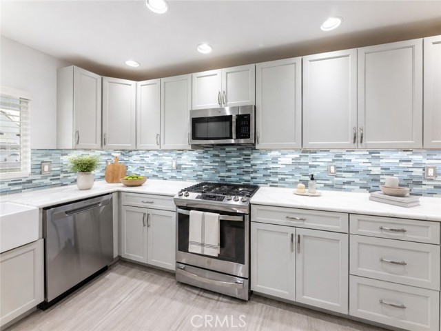 Front Image Thumbnail for CRPW26152028