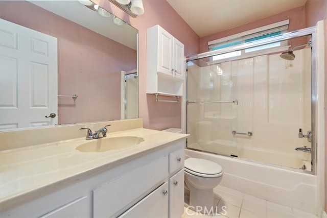 27580 Charlestown Drive, Menifee CA: https://media.crmls.org/medias/b738b0ce-3e10-4ab6-b31b-840b24c610d9.jpg