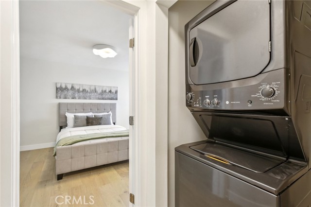 1824 Fairburn Ave, West Los Angeles CA: https://media.crmls.org/medias/b73b3492-89a9-4e5c-baa1-cc957ec08b8c.jpg