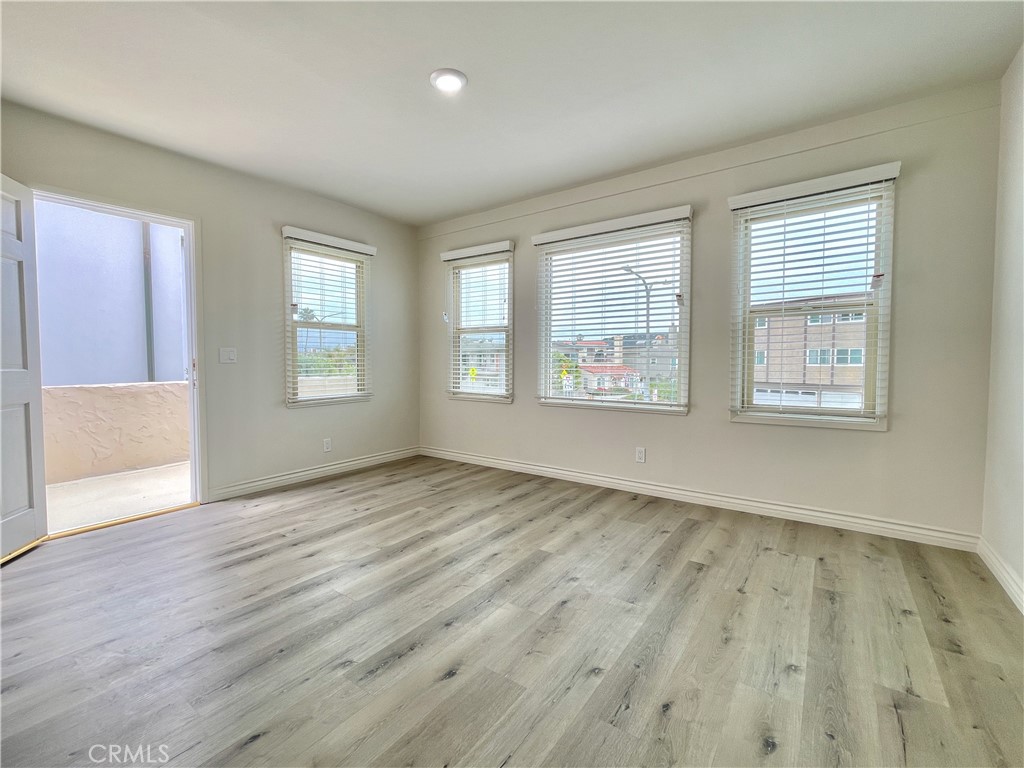 1912 Hermosa Avenue