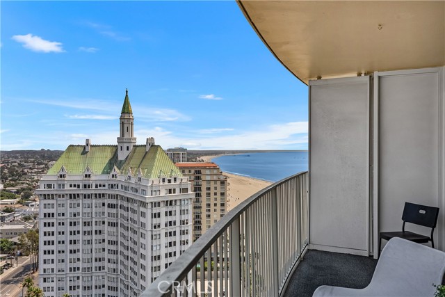 Detail Gallery Image 32 of 46 For 700 E Ocean #2703,  Long Beach,  CA 90802 - 1 Beds | 2 Baths