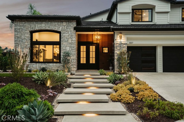 Detail Gallery Image 3 of 75 For 837 S Canyon Mist Lane, Anaheim Hills,  CA 92808 - 4 Beds | 3/1 Baths