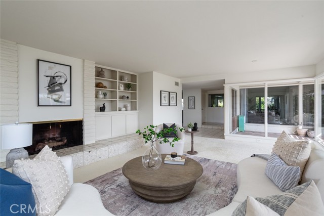 Detail Gallery Image 15 of 36 For 2727 Island View Dr, Corona Del Mar,  CA 92625 - 4 Beds | 2/1 Baths