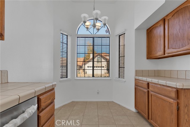 Detail Gallery Image 11 of 36 For 19235 Pine Way, Apple Valley,  CA 92308 - 2 Beds | 2 Baths