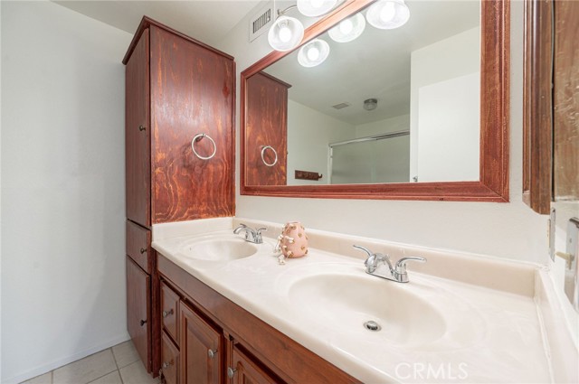 Detail Gallery Image 17 of 38 For 7137 Shoup Avenue #39,  West Hills,  CA 91307 - 3 Beds | 2/1 Baths