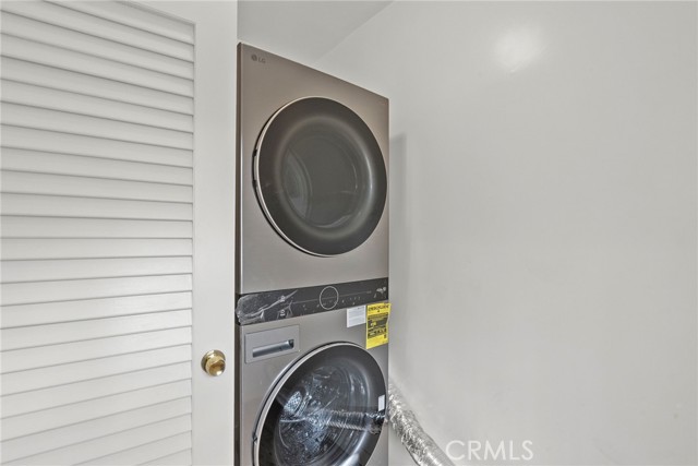 Detail Gallery Image 17 of 43 For 18621 Bryant St, Northridge,  CA 91324 - 4 Beds | 2 Baths