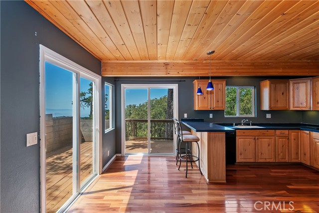 Detail Gallery Image 5 of 17 For 25515 True, Twin Peaks,  CA 92391 - 2 Beds | 2 Baths