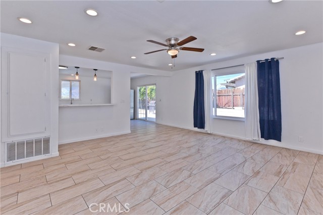 66591 Yucca Drive, Desert Hot Springs CA: https://media.crmls.org/medias/b73e0a09-2ba1-4e6e-ae28-cc71e199b407.jpg