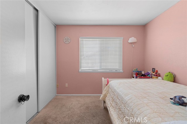 Detail Gallery Image 14 of 26 For 12831 Stage Coach Dr, Victorville,  CA 92392 - 3 Beds | 2 Baths