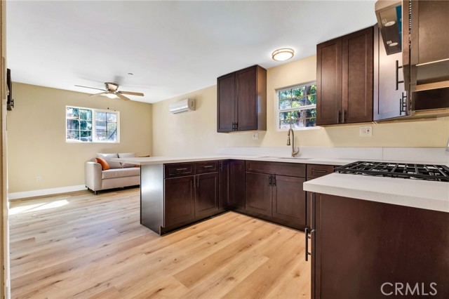 Detail Gallery Image 26 of 73 For 1972 Olive, Long Beach,  CA 90806 - 6 Beds | 4 Baths